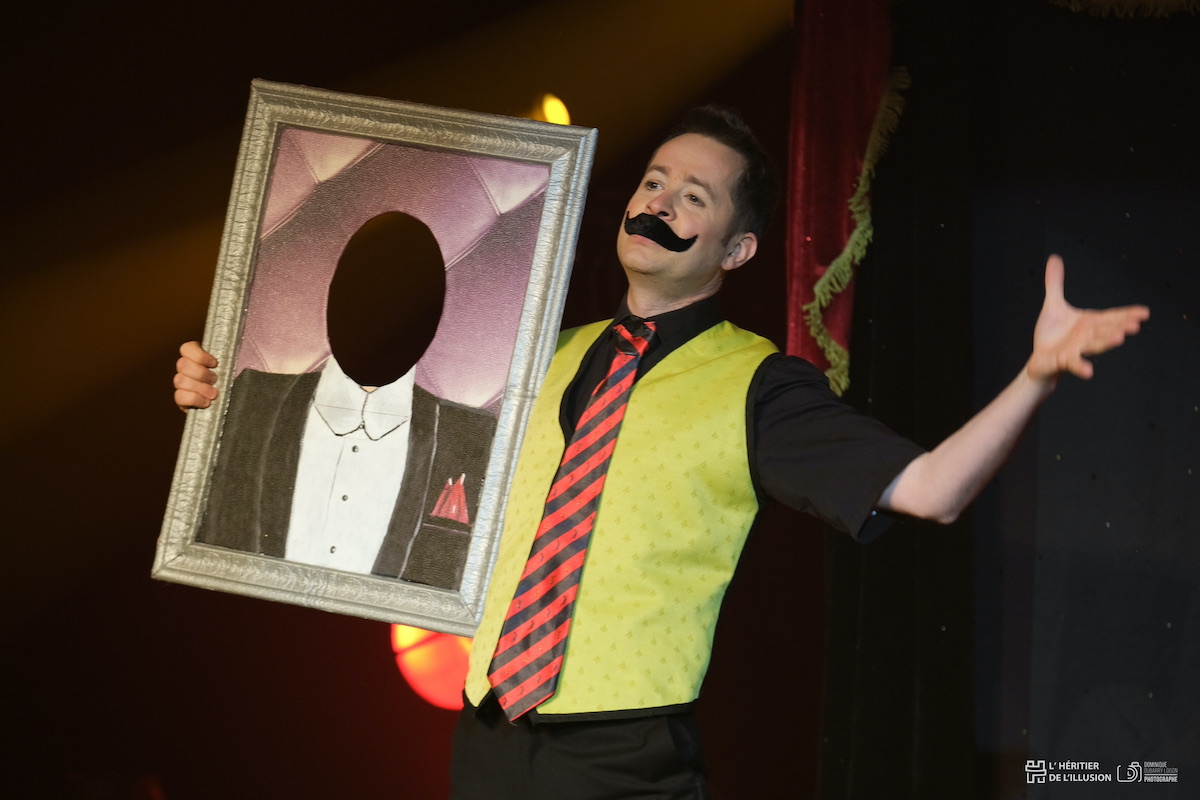 magicien spectacle La Rochelle